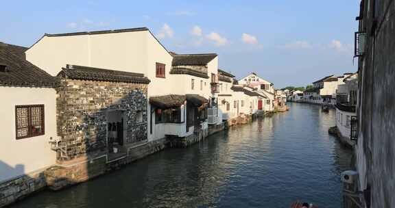 江南水乡河道沿河风光