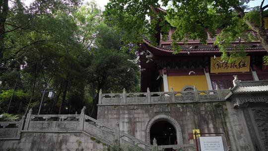 杭州千年古刹灵隐寺建筑