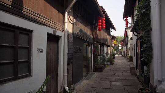 幽静的杭州小河直街历史文化街区