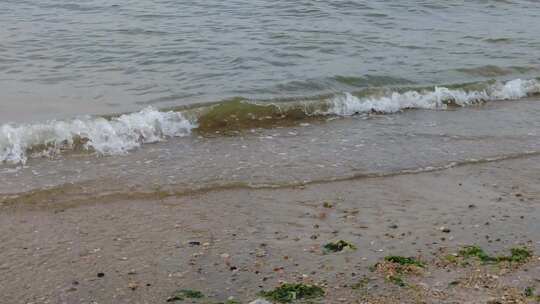 大海海浪沙滩风景蓝天白云实拍