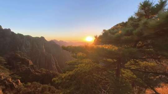 黄山排云亭西海大峡谷日落