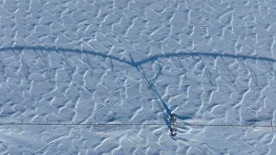 呼伦贝尔冬季雪景白雪覆盖的田野视频素材模板下载