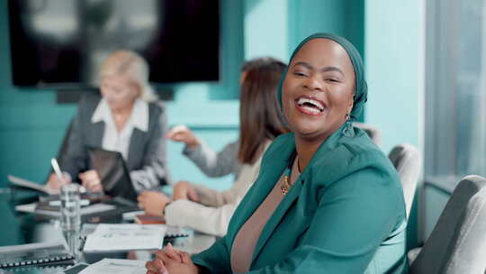 会议、办公室和商业黑人女性的面孔，用于计