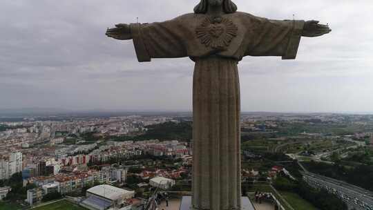 阿尔马达鸟瞰天主教雕像基督国王