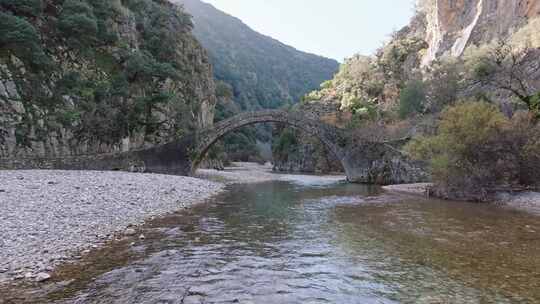 Stone Brigde，山，森林，风景