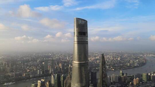 上海中心大厦渐远镜头视频素材模板下载