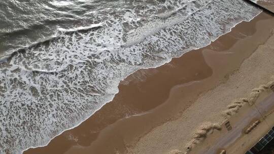 高空俯拍海滩的空镜视频素材模板下载