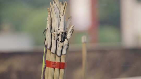 寺庙烧香上香染香燃烧熏香祈福香灰