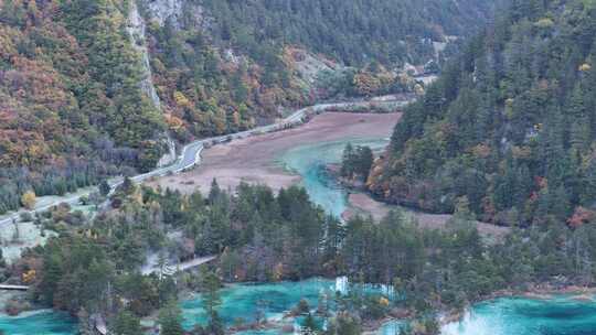 四川九寨沟彩林秋景和蓝色海子