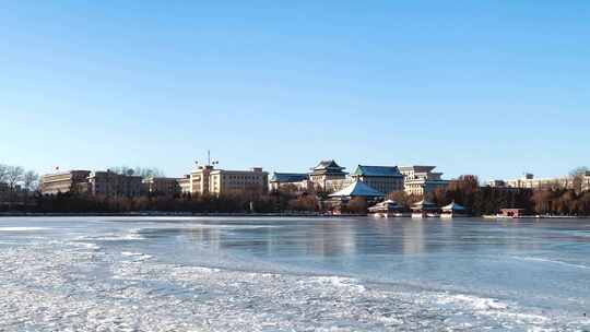 北京冬季北海公园雪景游玩视频素材模板下载
