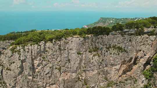 海岸，崎岖的山顶，海岸，悬崖