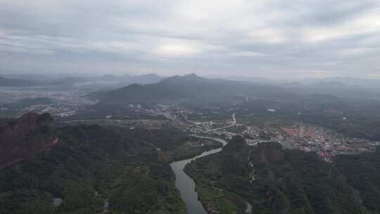 航拍韶关丹霞地貌 丹霞山阳元峰长老峰景区