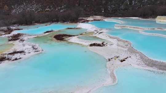 4K航拍四川九寨沟黄龙景区五彩池