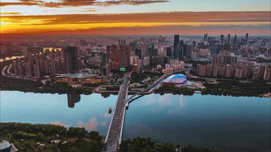 辽宁沈阳浑河火烧云日落城市航拍延时风景