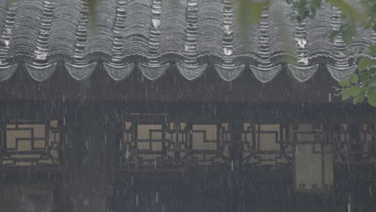 古建筑屋檐下雨 意境水滴 唯美屋檐雨滴视频素材模板下载