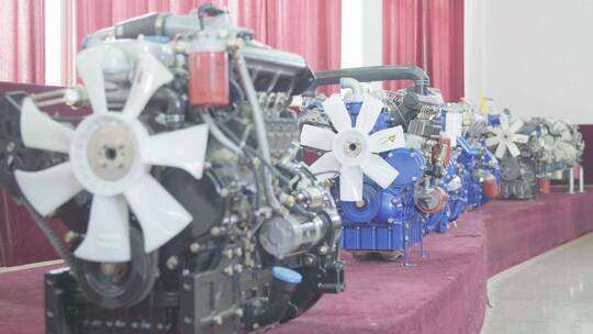 柴油发动机发展历程展示视频素材模板下载