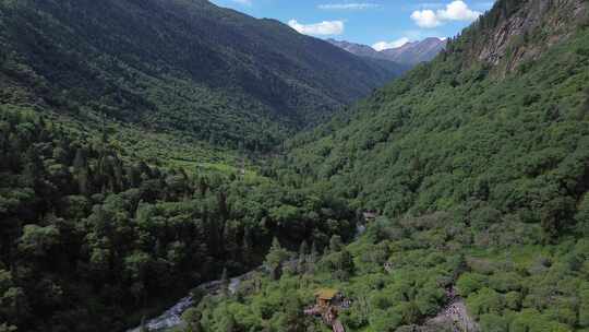 川西四姑娘山雪山峡谷森林航拍