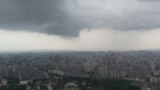 局部降雨景观航拍