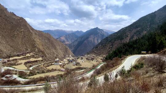 川藏线航拍 荒漠大地 山脉 旷野视频素材模板下载