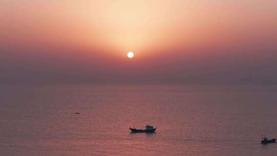 海上日出