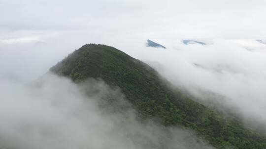 4k风景无人机穿越云海高山