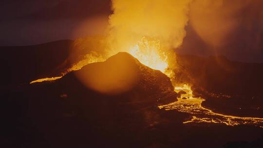 冰岛火山喷发