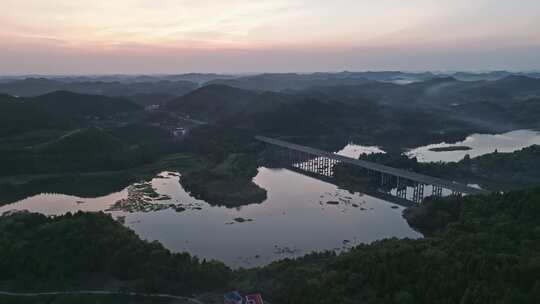 四川遂西高速赤城湖大桥