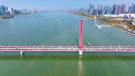 杭州钱塘江西兴大桥航拍车流交通城市风景风视频素材模板下载