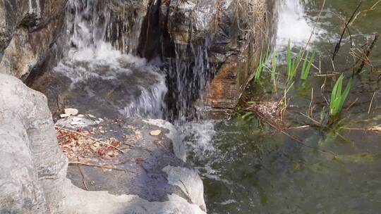 激流水流瀑布踏春河水河流