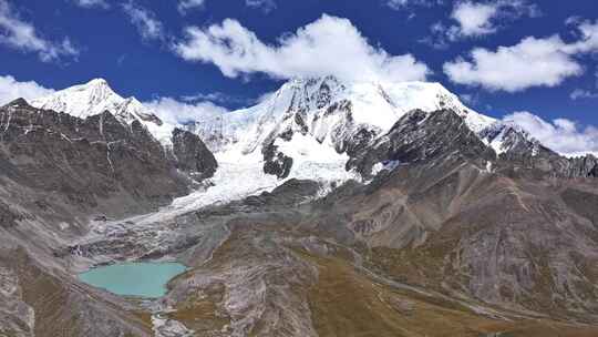 琼穆岗日雪山延时