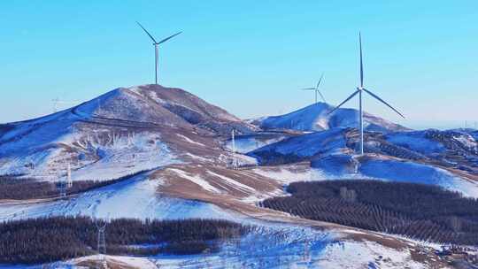 冬季承德丰宁坝上风电蓝天白云雪景航拍