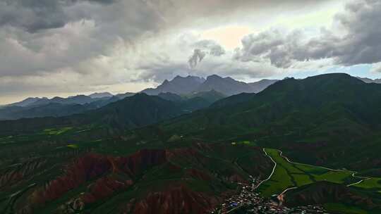 祁连山脉卓尔山风景航拍