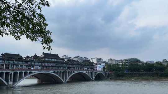 318国道沿途风景 山川河流绿树