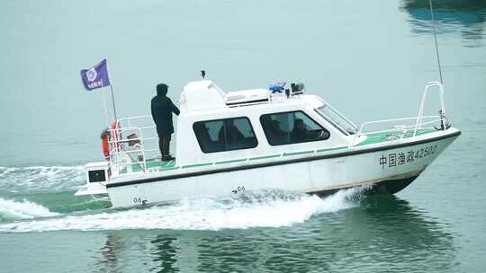 湖北荆州中国渔政巡逻船视频素材模板下载