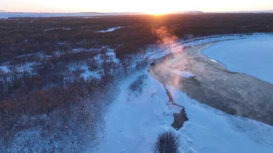 呼伦贝尔冬天自然风光湿地不冻河雪景