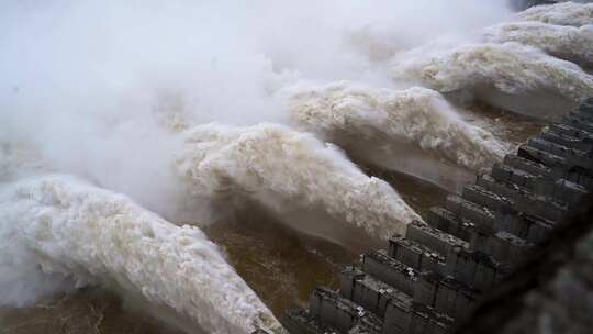 气势磅礴的三峡大坝泄洪视频素材模板下载