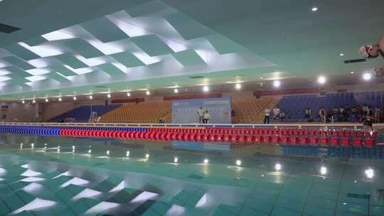 游泳比赛体育运动