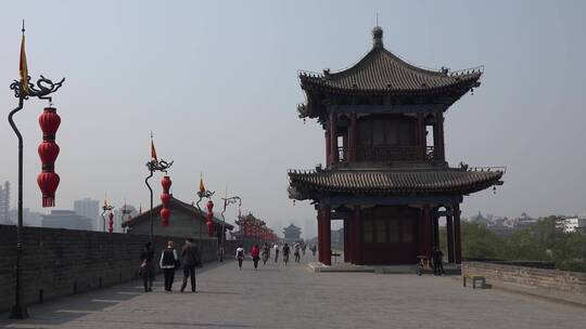 中国西安古城墙小雁塔古迹景点旅游风景雁塔