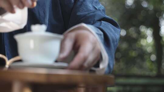 古人盖碗茶喝茶视频素材模板下载