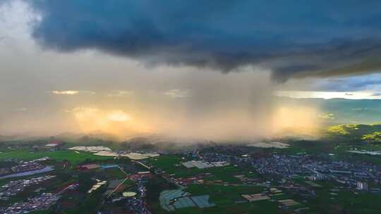 航拍下雨过程