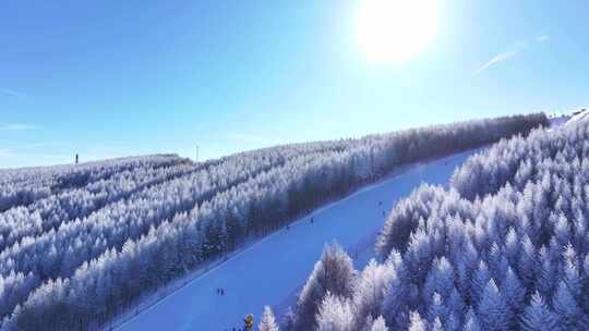 梦幻滑雪场航拍