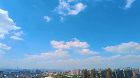 城市蓝天白云风景延时摄影视频素材