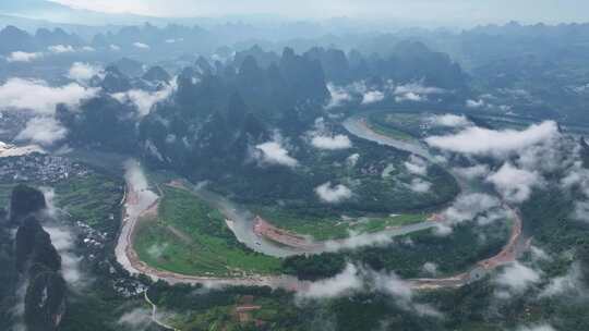 广西桂林山水青山绿水云海大山唯美大自然风