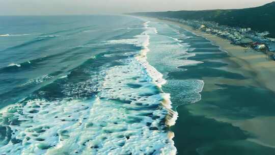 海浪海滩俯拍鸟瞰