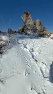 威海文登昆嵛山泰礡顶海拔山顶刻石雪景