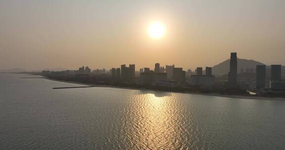 黄昏夕阳下的集美区同安区航拍厦门海滨城市