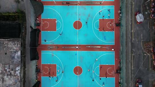 航拍垂直角度篮球场4k