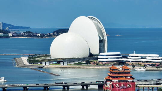 珠海日月贝海上歌剧院贝壳建筑