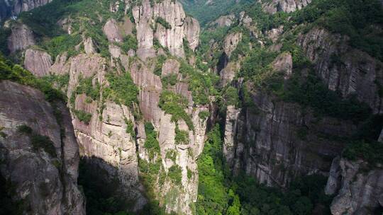 航拍5A景区雁荡山大龙湫景观区剪刀