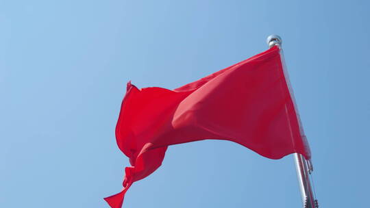 飘扬的红旗旗帜旗杆红色旗子视频素材模板下载